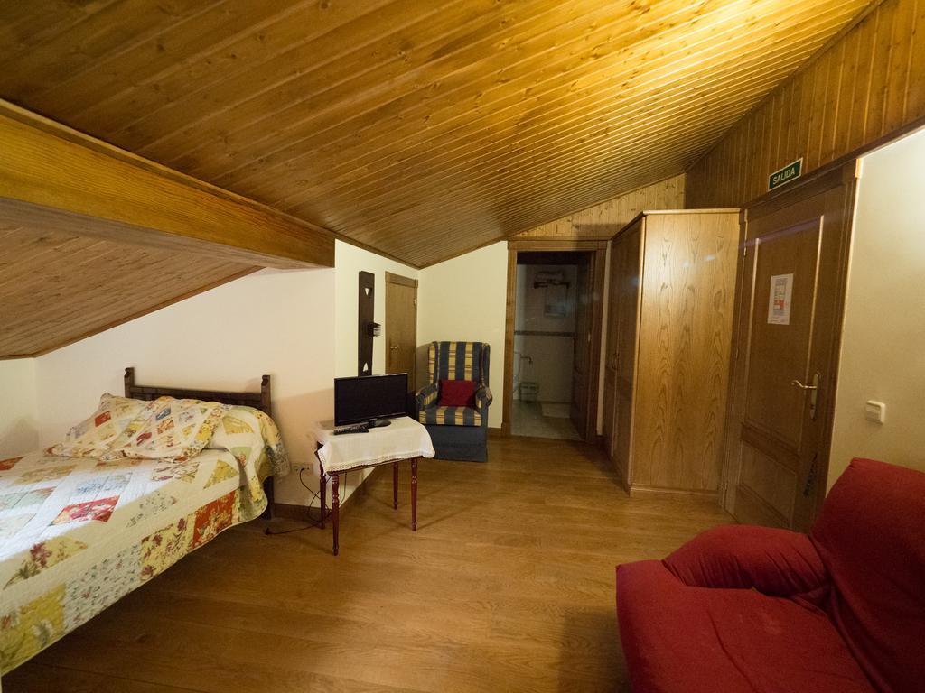 Casa Rural Martxoenea Landetxea Hotell Arruazu Eksteriør bilde